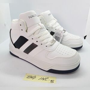NEW Nautica Boy's Size 4 Huxley B High-Top Sneakers White / Navy / Gray Stripes